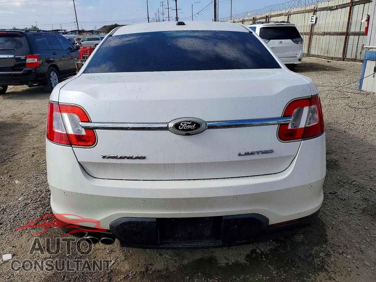 FORD TAURUS 2011 - 1FAHP2FW1BG118564