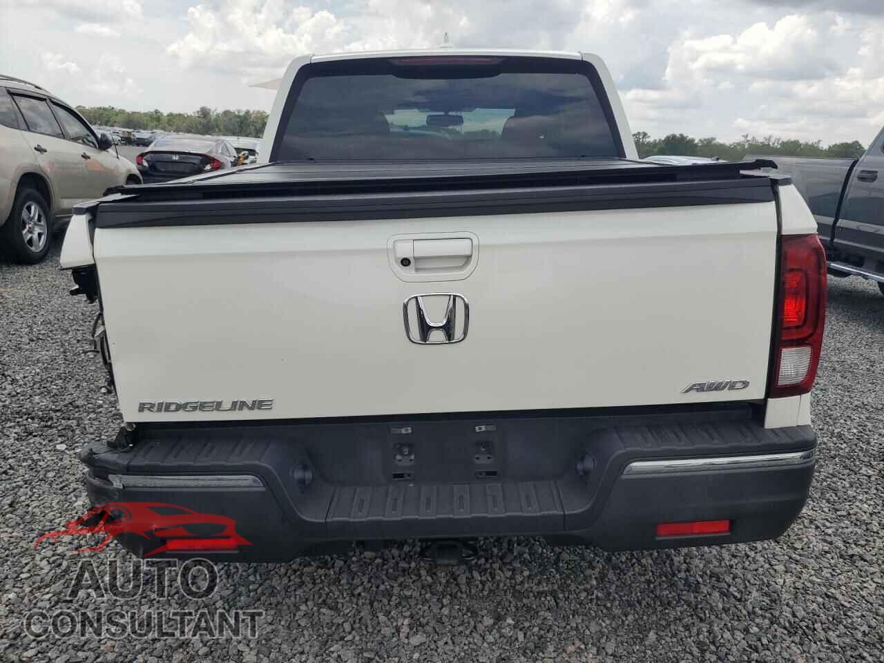HONDA RIDGELINE 2017 - 5FPYK3F67HB018350