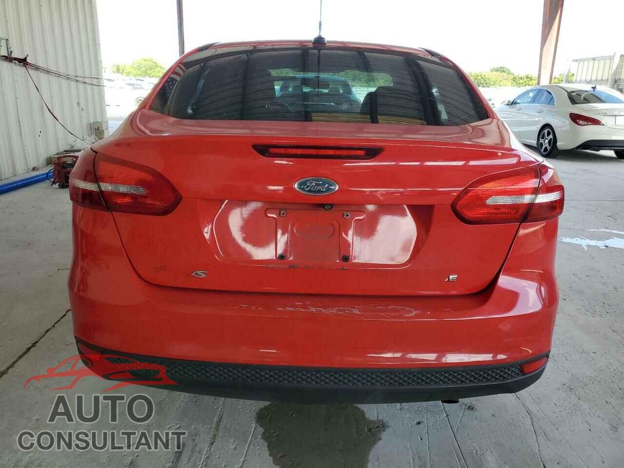 FORD FOCUS 2016 - 1FADP3F24GL276476