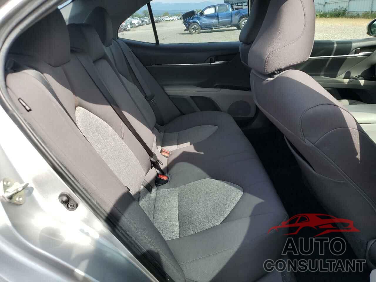 TOYOTA CAMRY 2019 - 4T1B11HK5KU267014