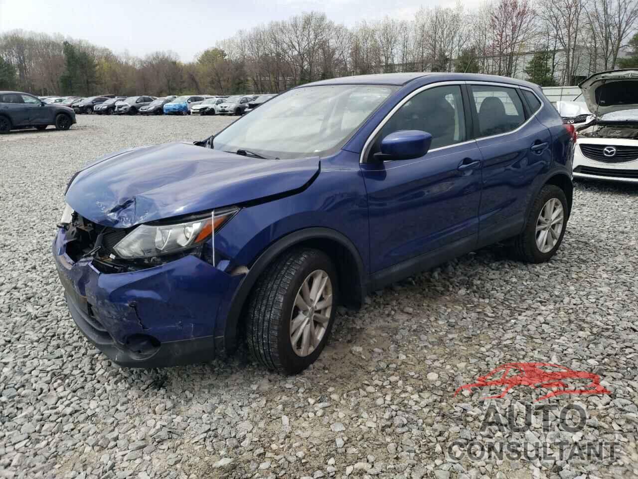 NISSAN ROGUE 2018 - JN1BJ1CR4JW285258