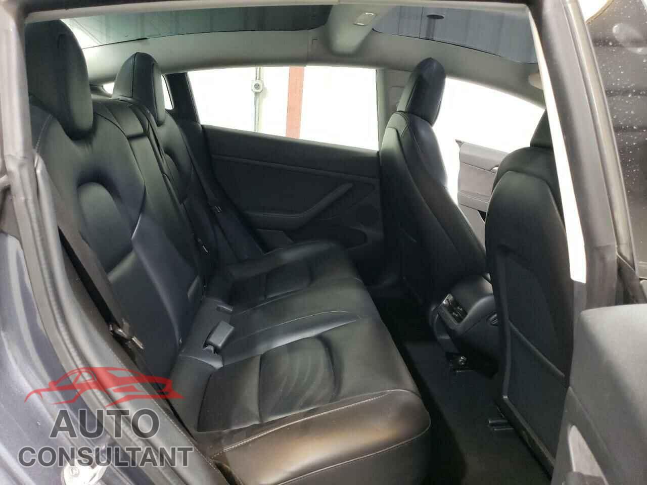 TESLA MODEL 3 2022 - 5YJ3E1EA6NF291070
