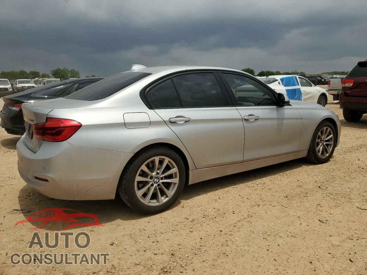 BMW 3 SERIES 2016 - WBA8E1G5XGNU10312