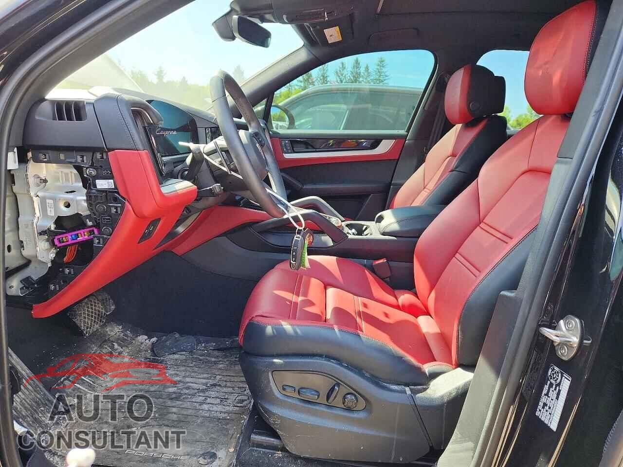 PORSCHE CAYENNE 2025 - WP1AA2AY8SDA03207