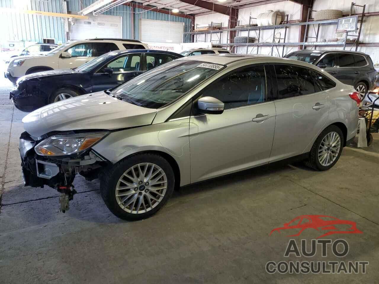 FORD FOCUS 2012 - 1FAHP3H25CL360847