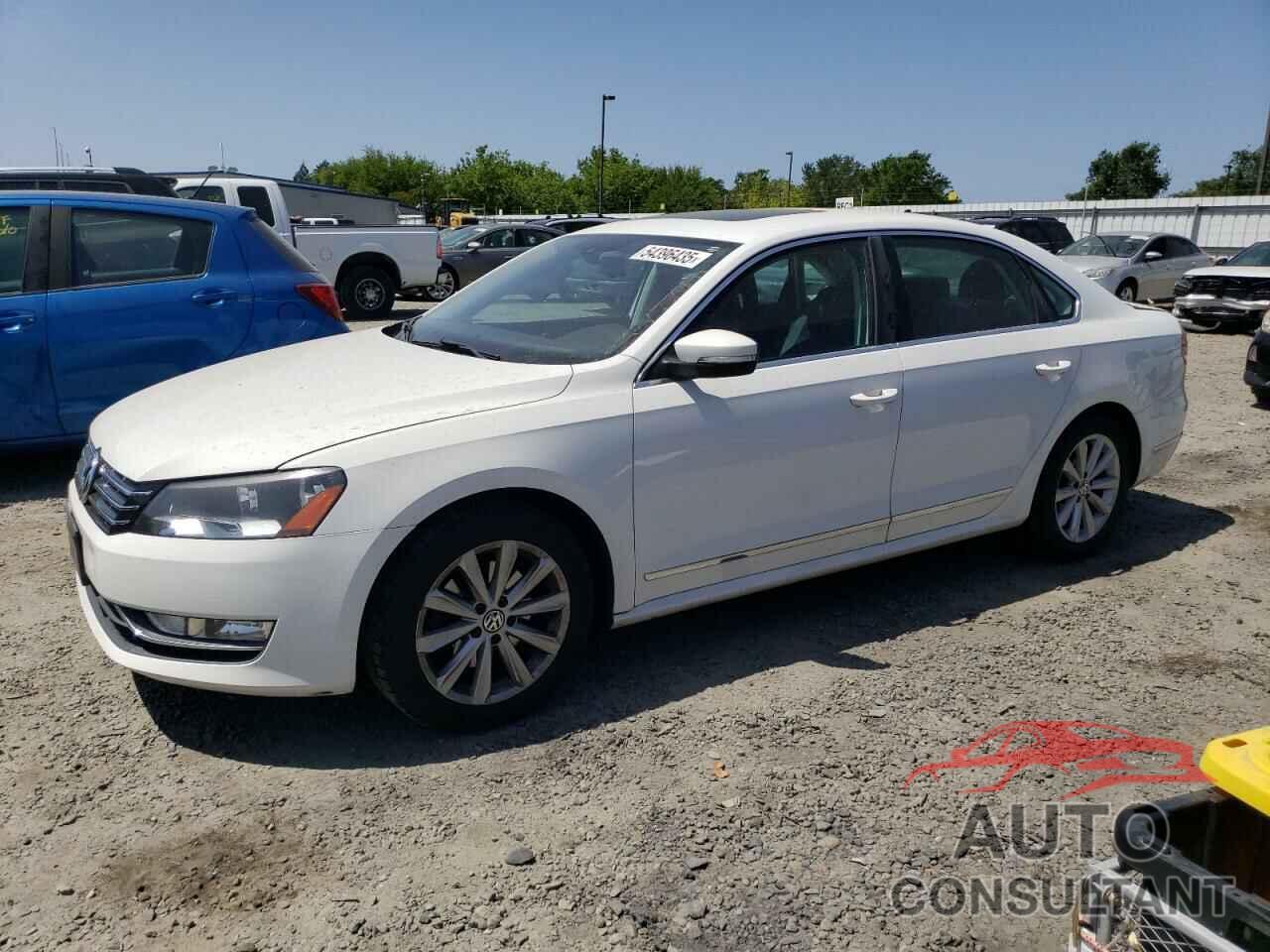 VOLKSWAGEN PASSAT 2013 - 1VWCH7A38DC039377