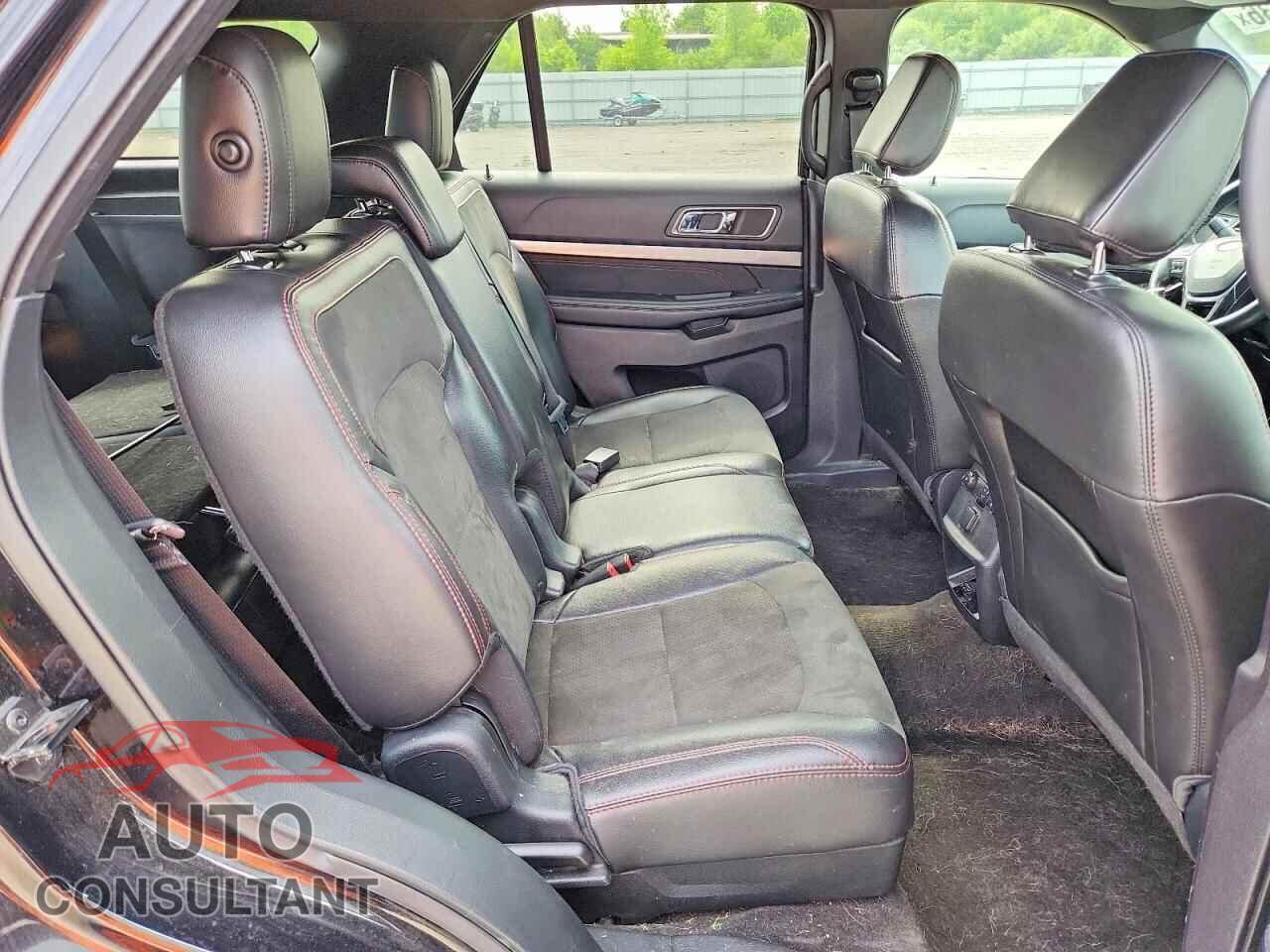 FORD EXPLORER 2018 - 1FM5K8D87JGB75977