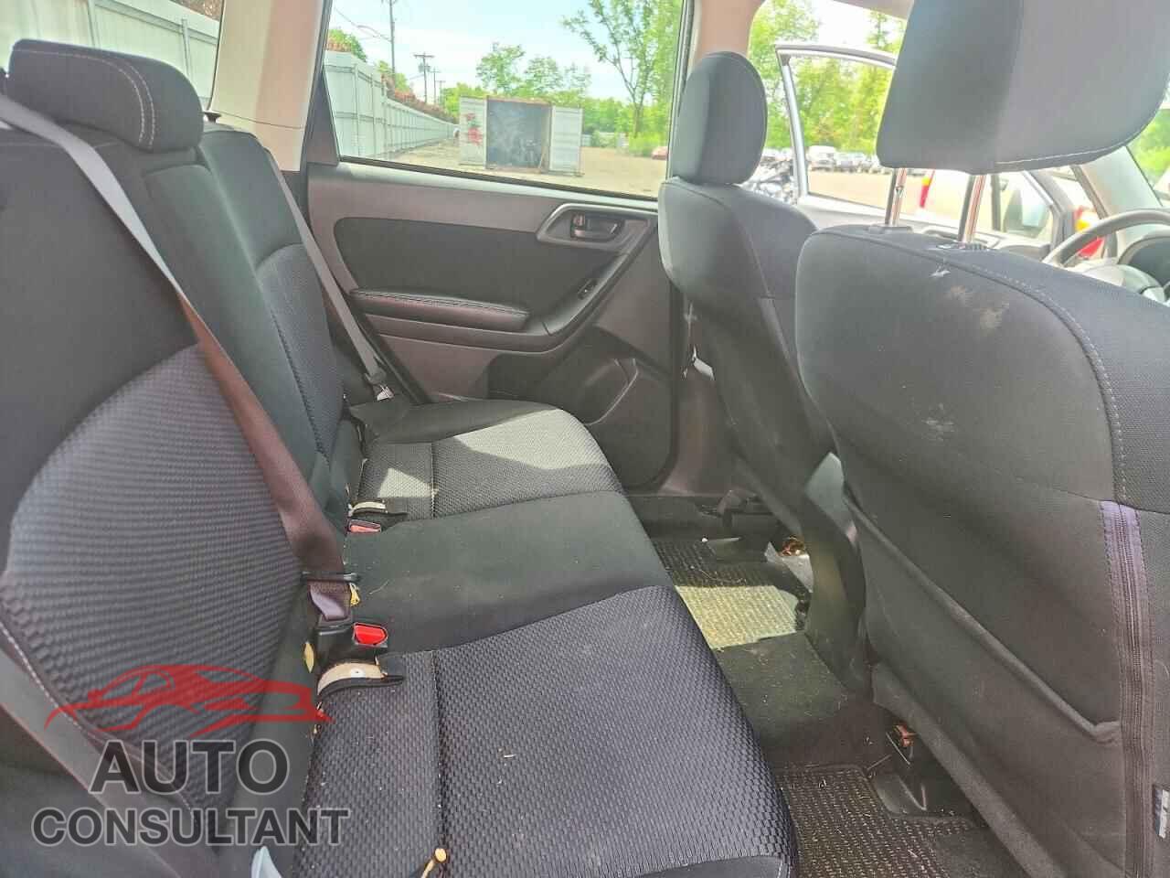 SUBARU FORESTER 2016 - JF2SJADC8GH479300