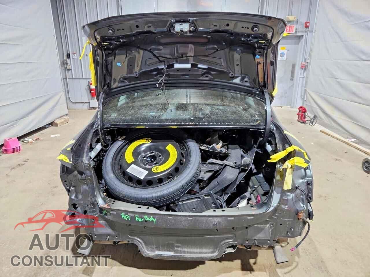 AUDI A4 2023 - WAUEAAF45PN021875