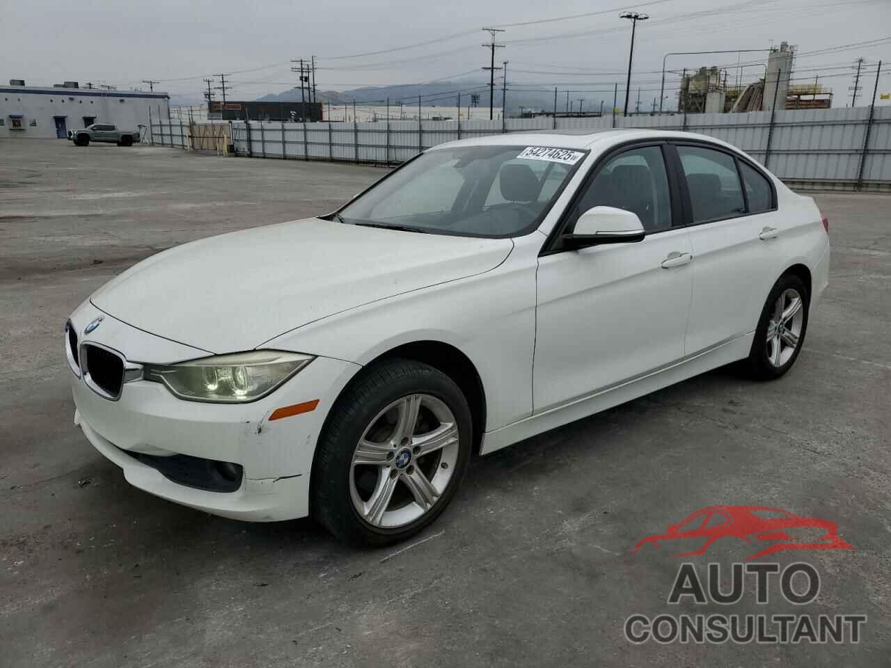 BMW 3 SERIES 2014 - WBA3D3C55EF099149
