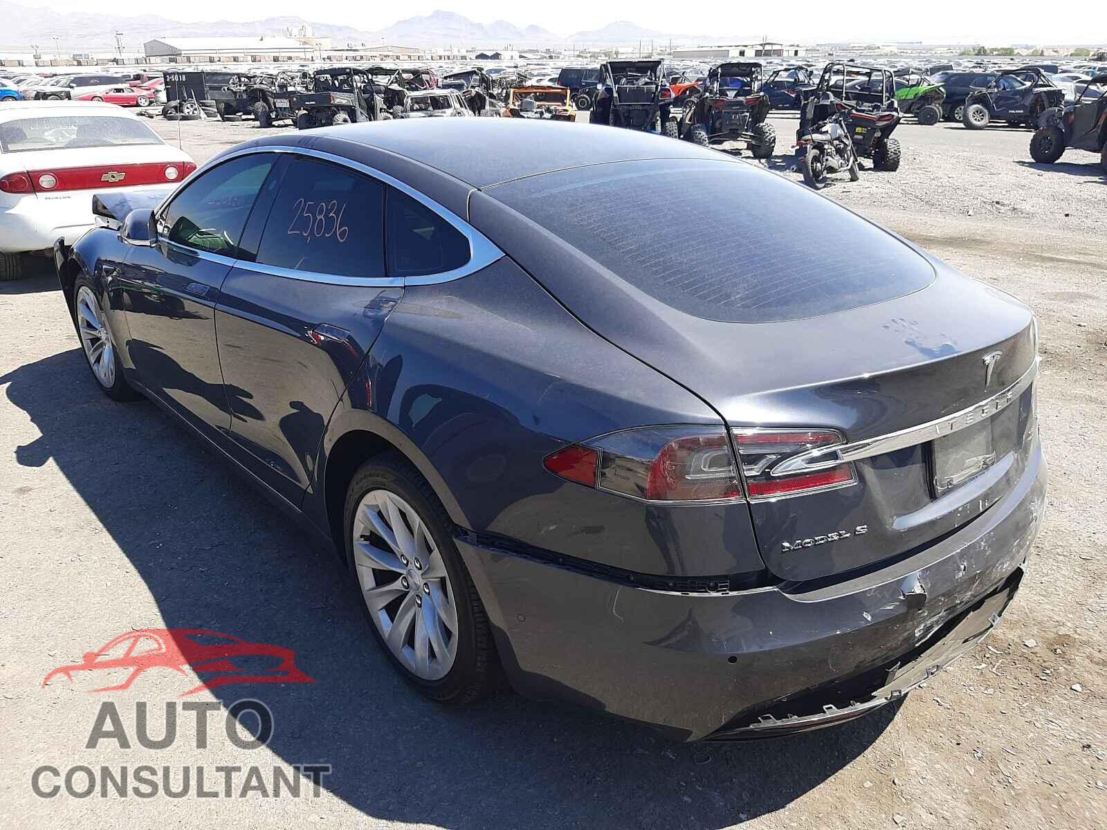 TESLA MODEL S 2017 - 5YJSA1E1XHF216044