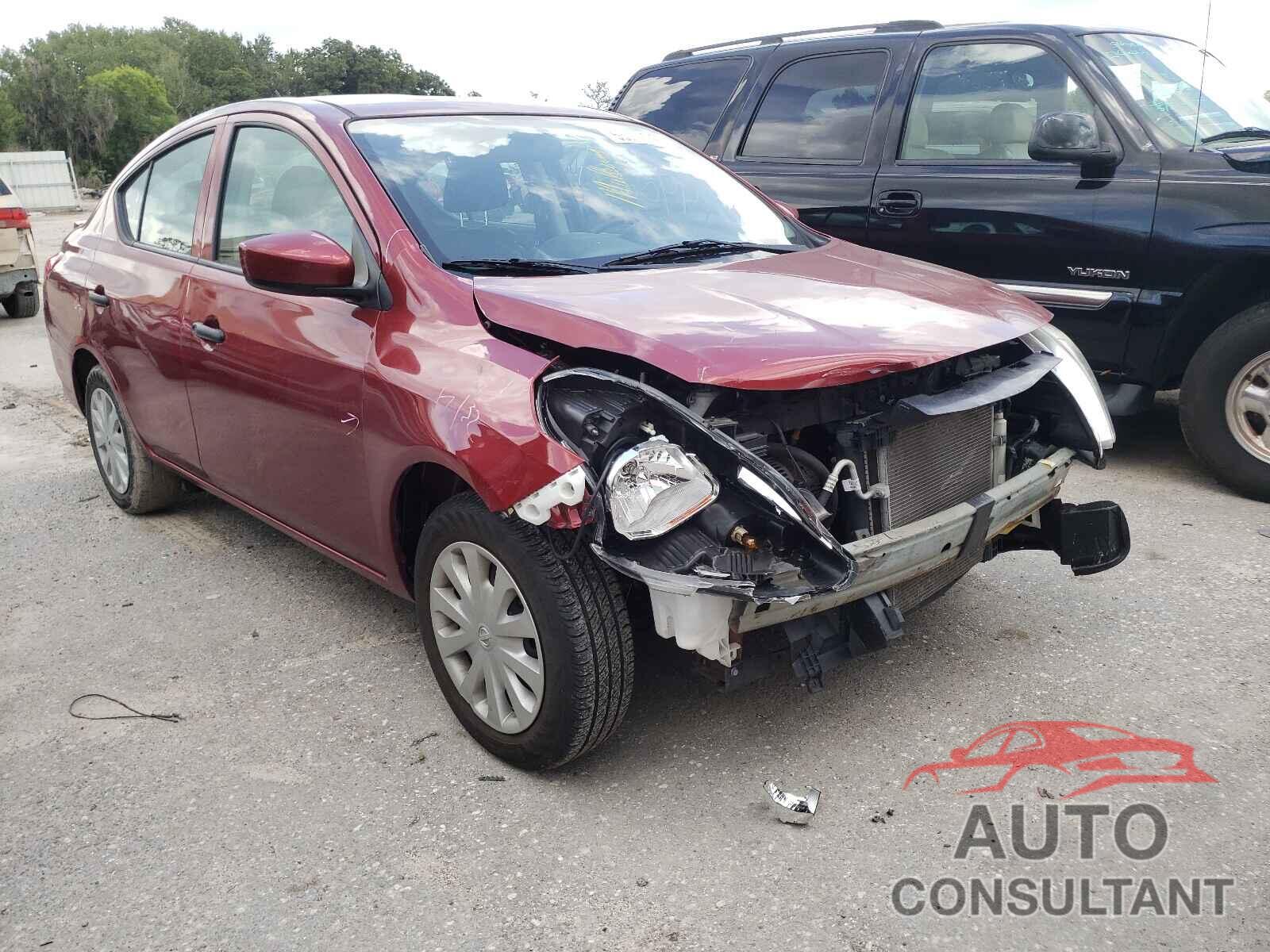 NISSAN VERSA 2018 - 3N1CN7AP4JL882817