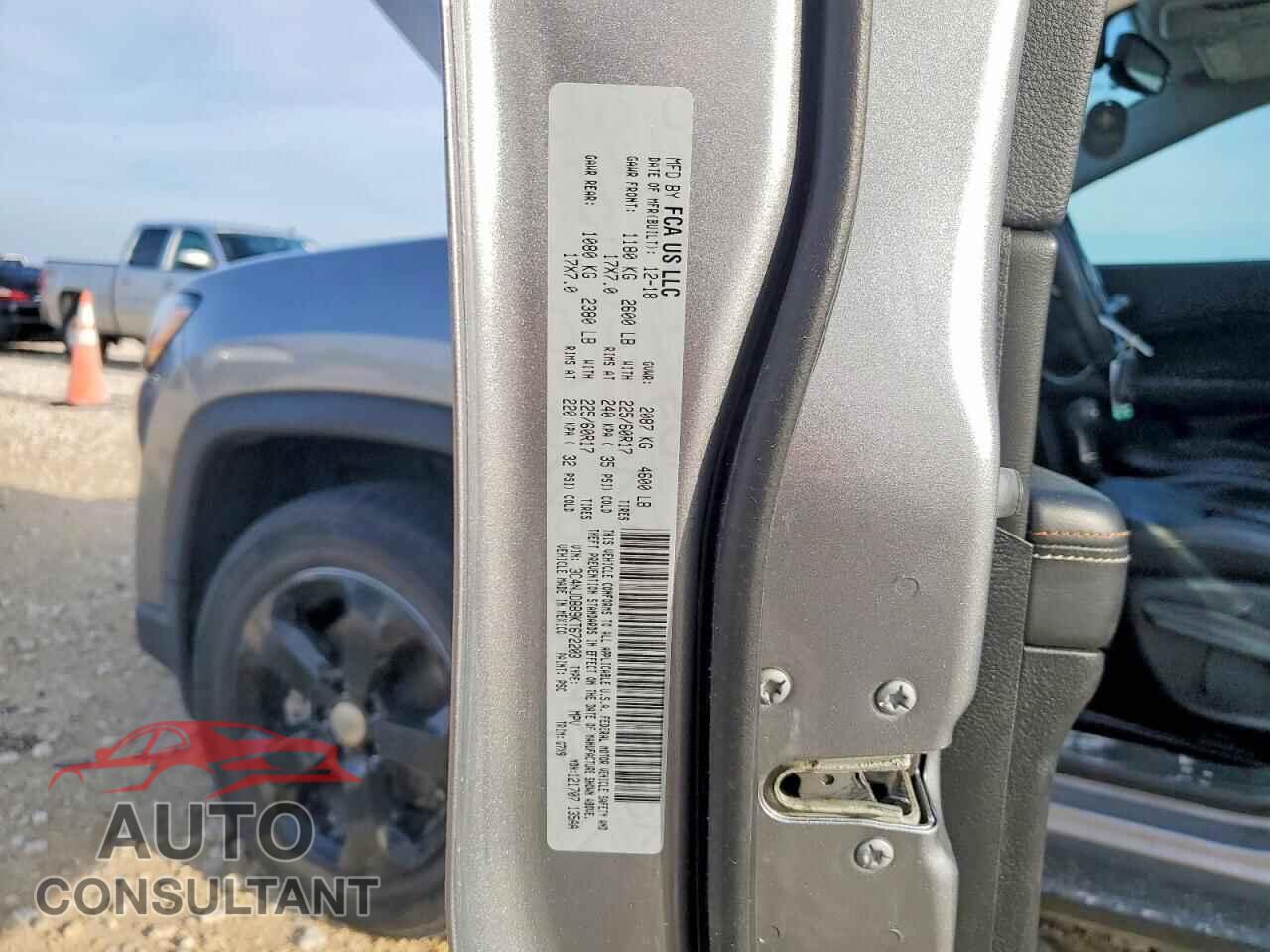 JEEP COMPASS 2019 - 3C4NJDBB9KT672203