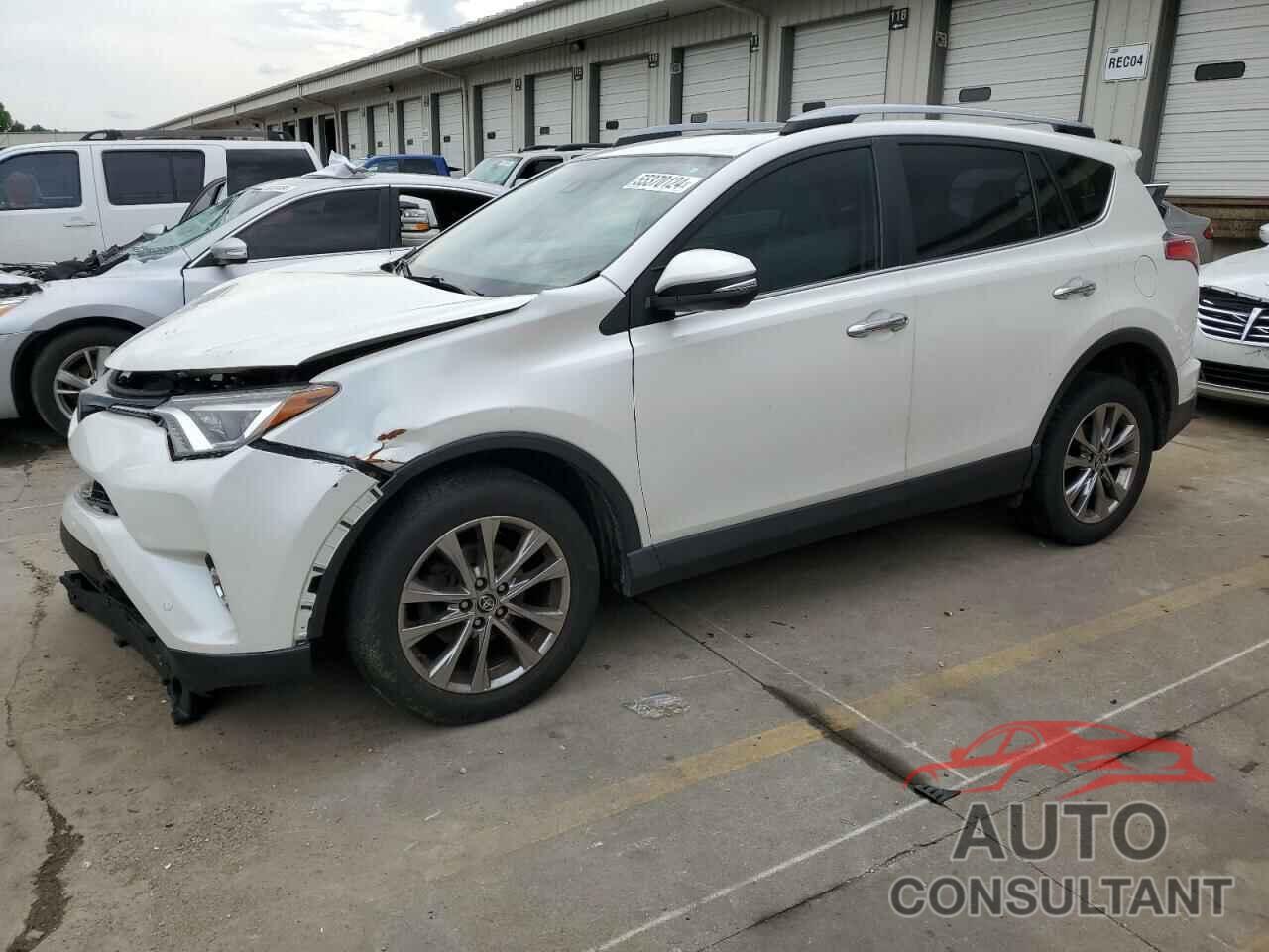 TOYOTA RAV4 2017 - JTMYFREV0HJ709107