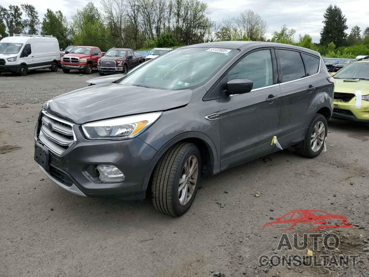 FORD ESCAPE 2017 - 1FMCU9G92HUA08059