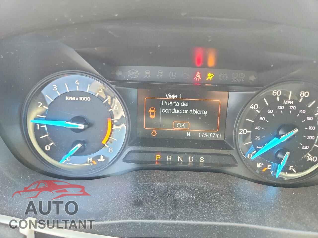 FORD EXPLORER 2018 - 1FM5K7B82JGB09933