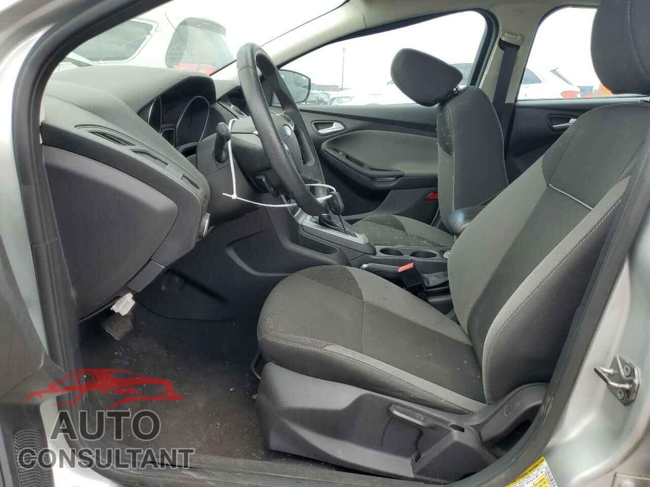 FORD FOCUS 2014 - 1FADP3F24EL392600
