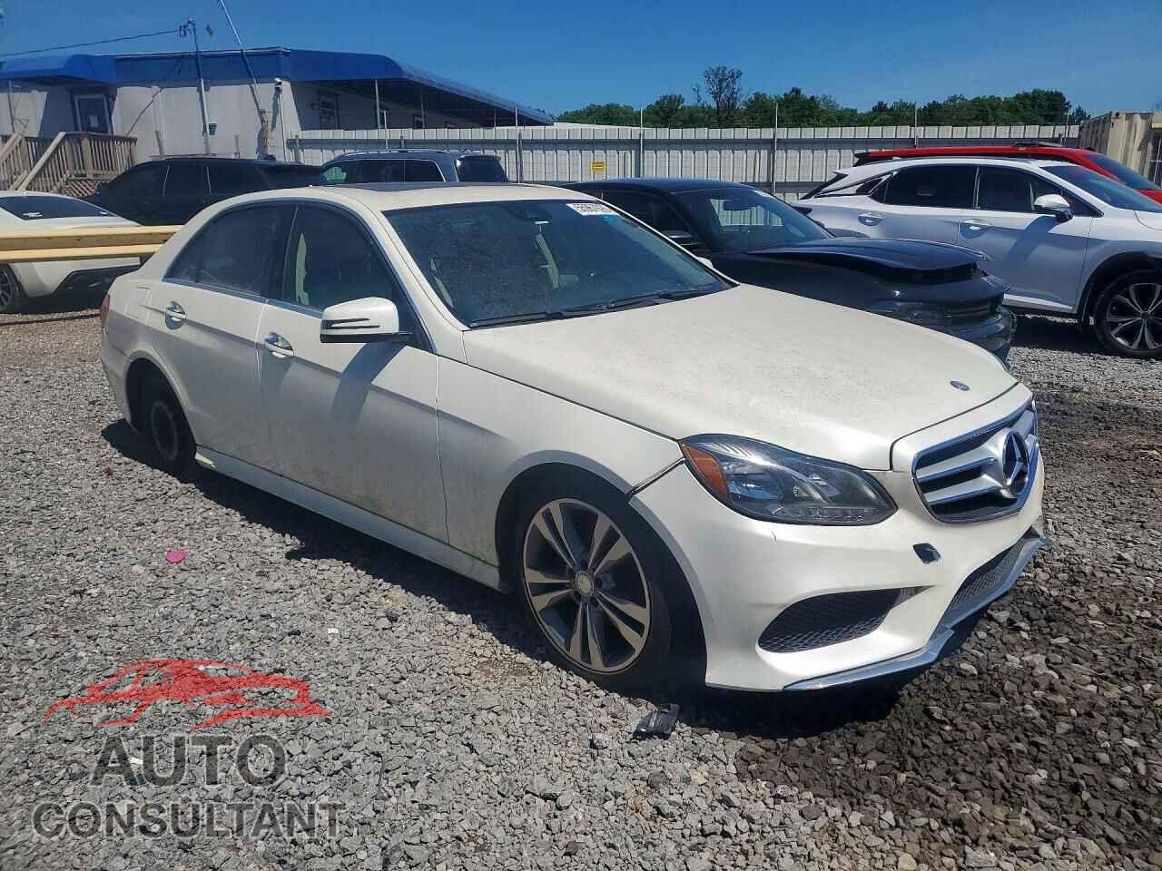 MERCEDES-BENZ E-CLASS 2015 - WDDHF5KB1FB095149