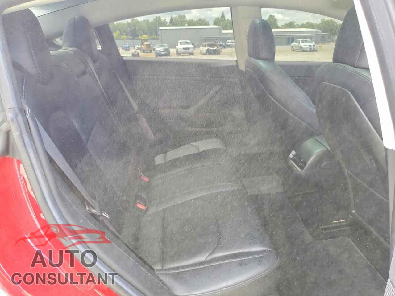 TESLA MODEL 3 2018 - 5YJ3E1EA0JF008849