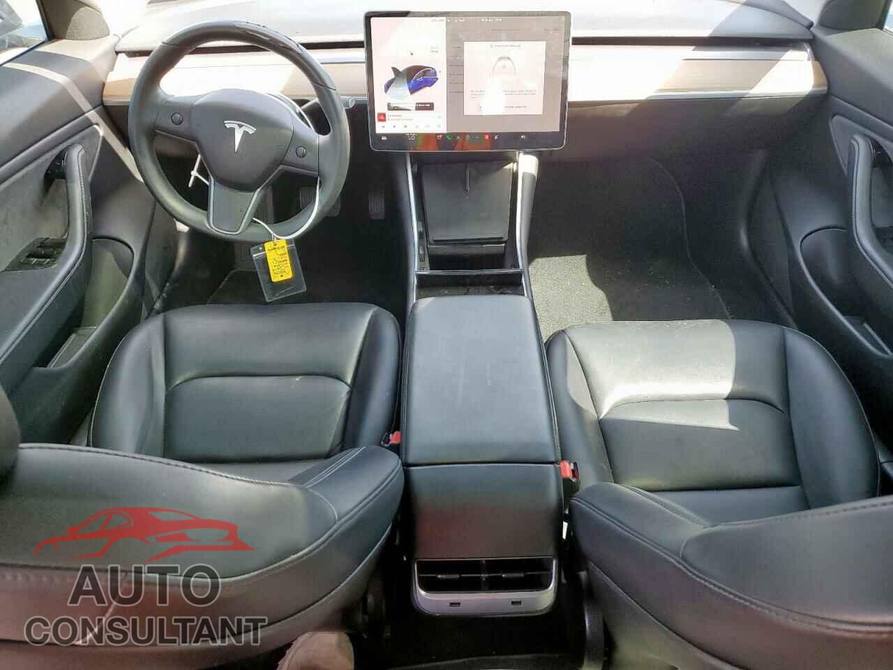 TESLA MODEL 3 2019 - 5YJ3E1EB2KF453300