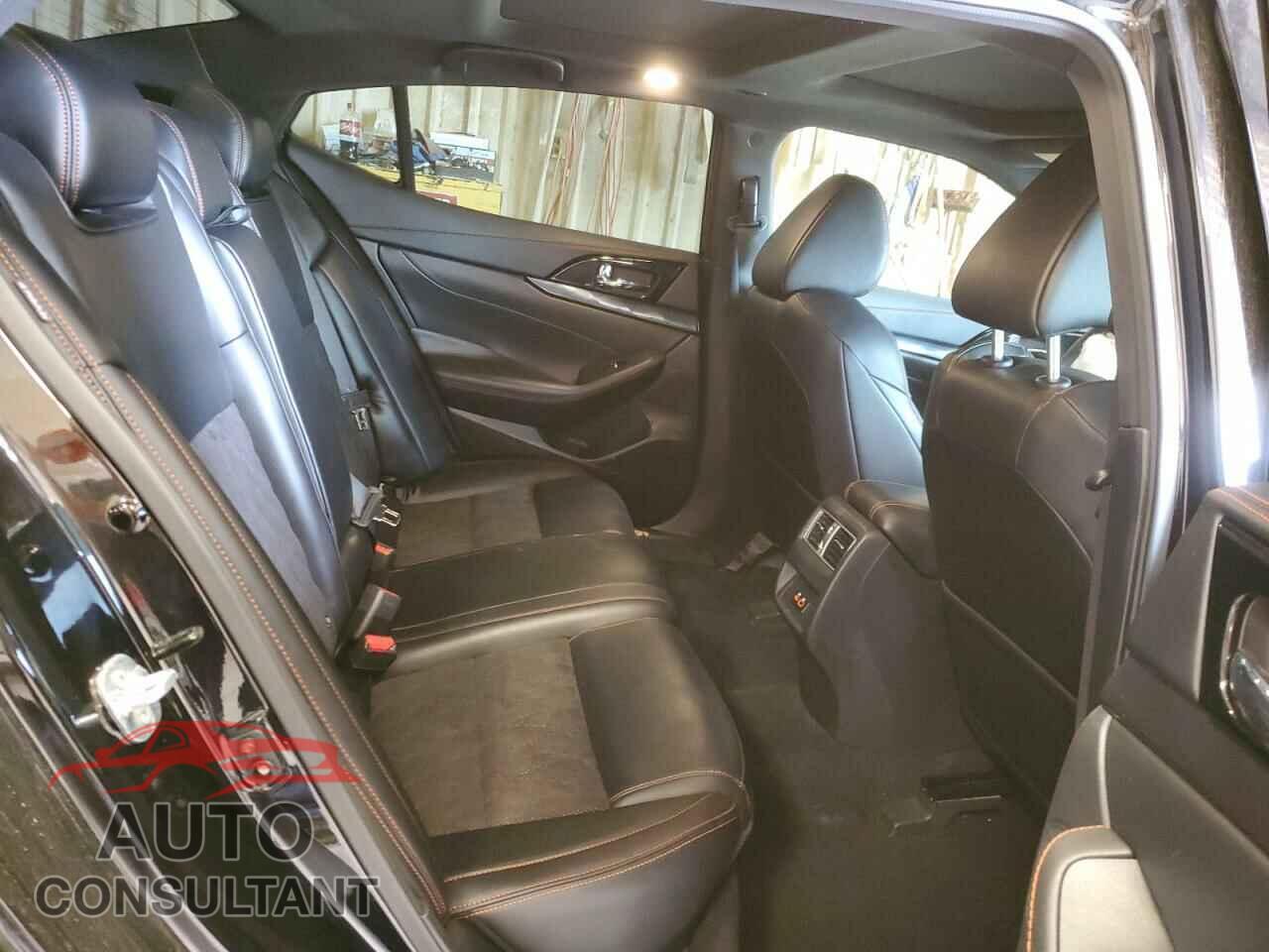 NISSAN MAXIMA 2023 - 1N4AA6EV0PC504250