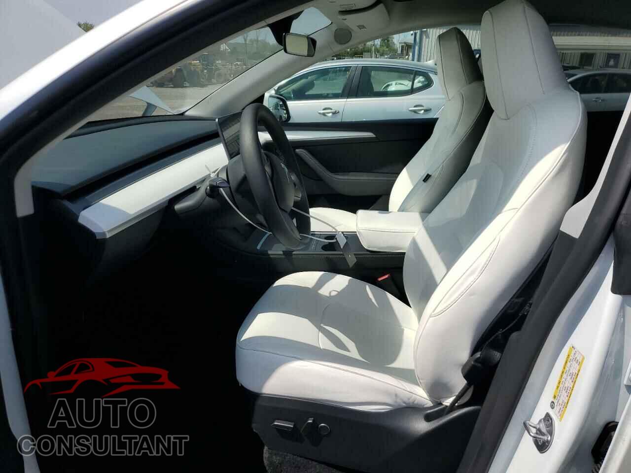 TESLA MODEL Y 2023 - 7SAYGDEEXPF800782