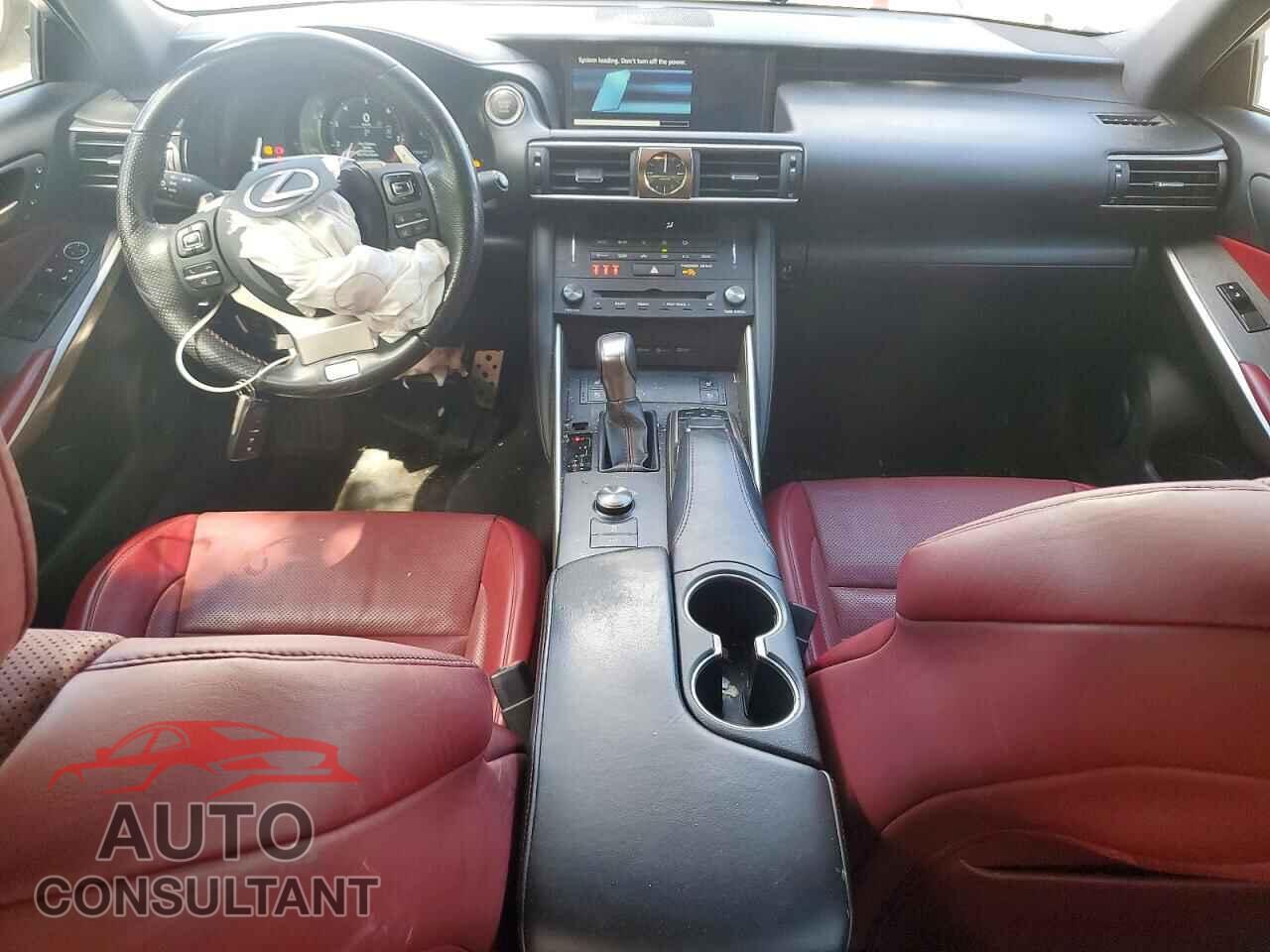 LEXUS IS 2020 - JTHG81F27L5042774