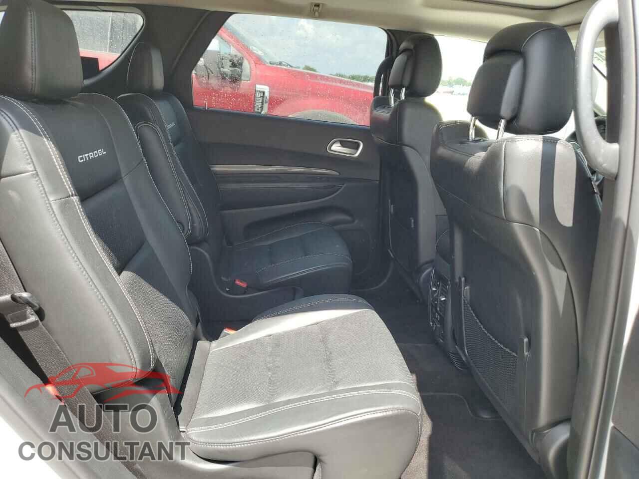 DODGE DURANGO 2018 - 1C4RDJEG8JC483034