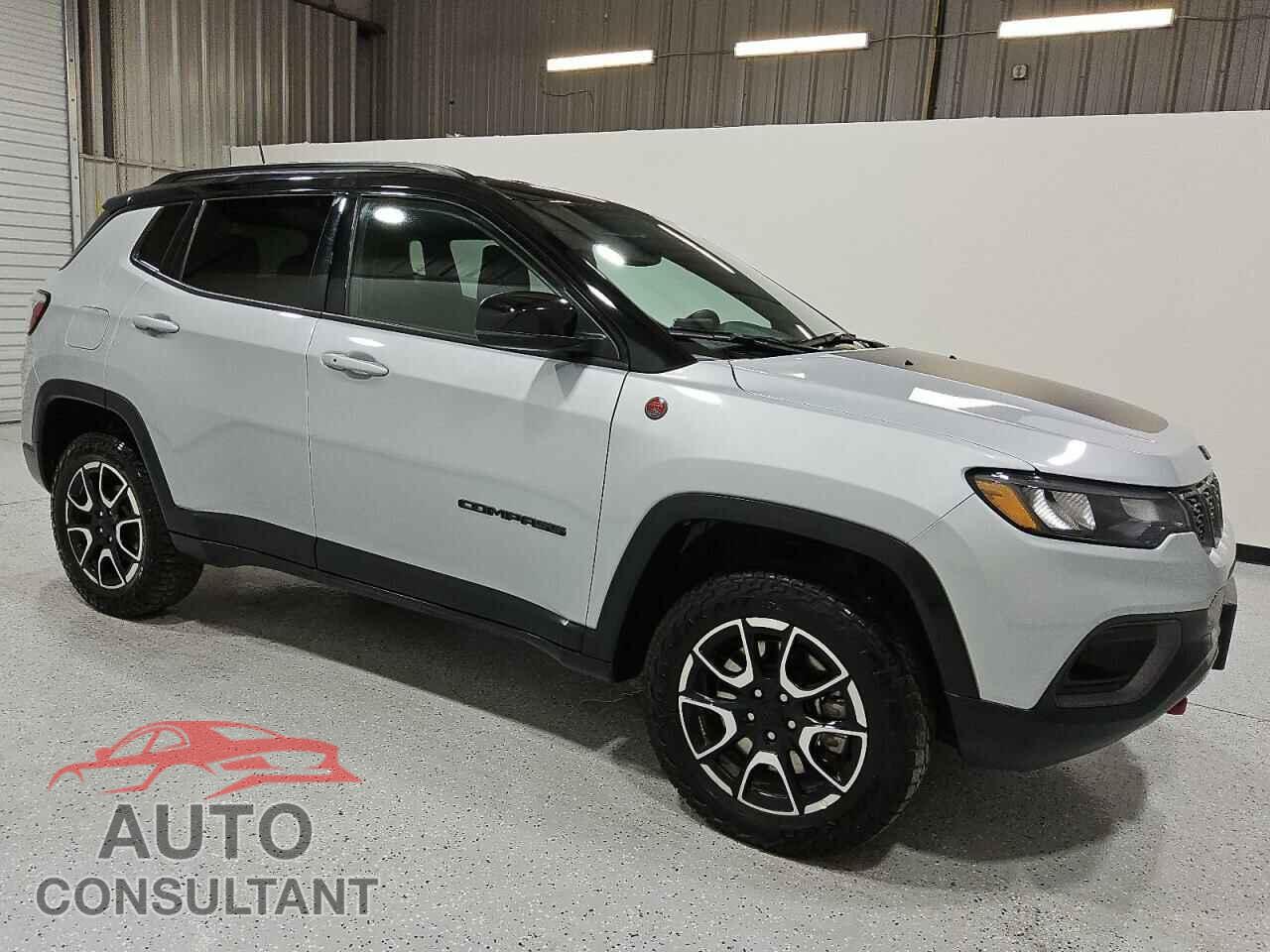 JEEP COMPASS 2024 - 3C4NJDDN5RT149827