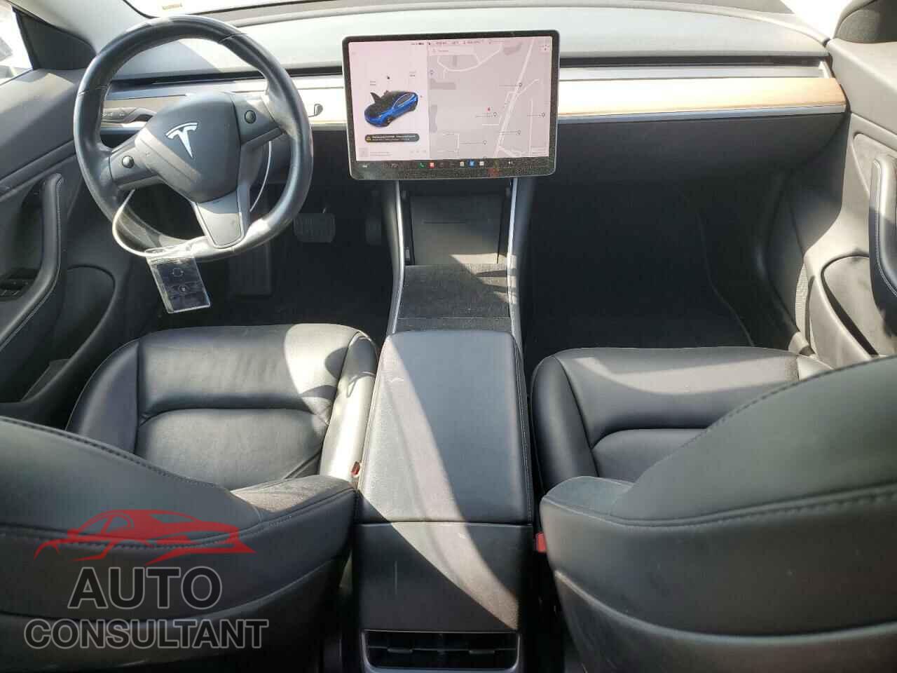 TESLA MODEL 3 2018 - 5YJ3E1EB0JF094527
