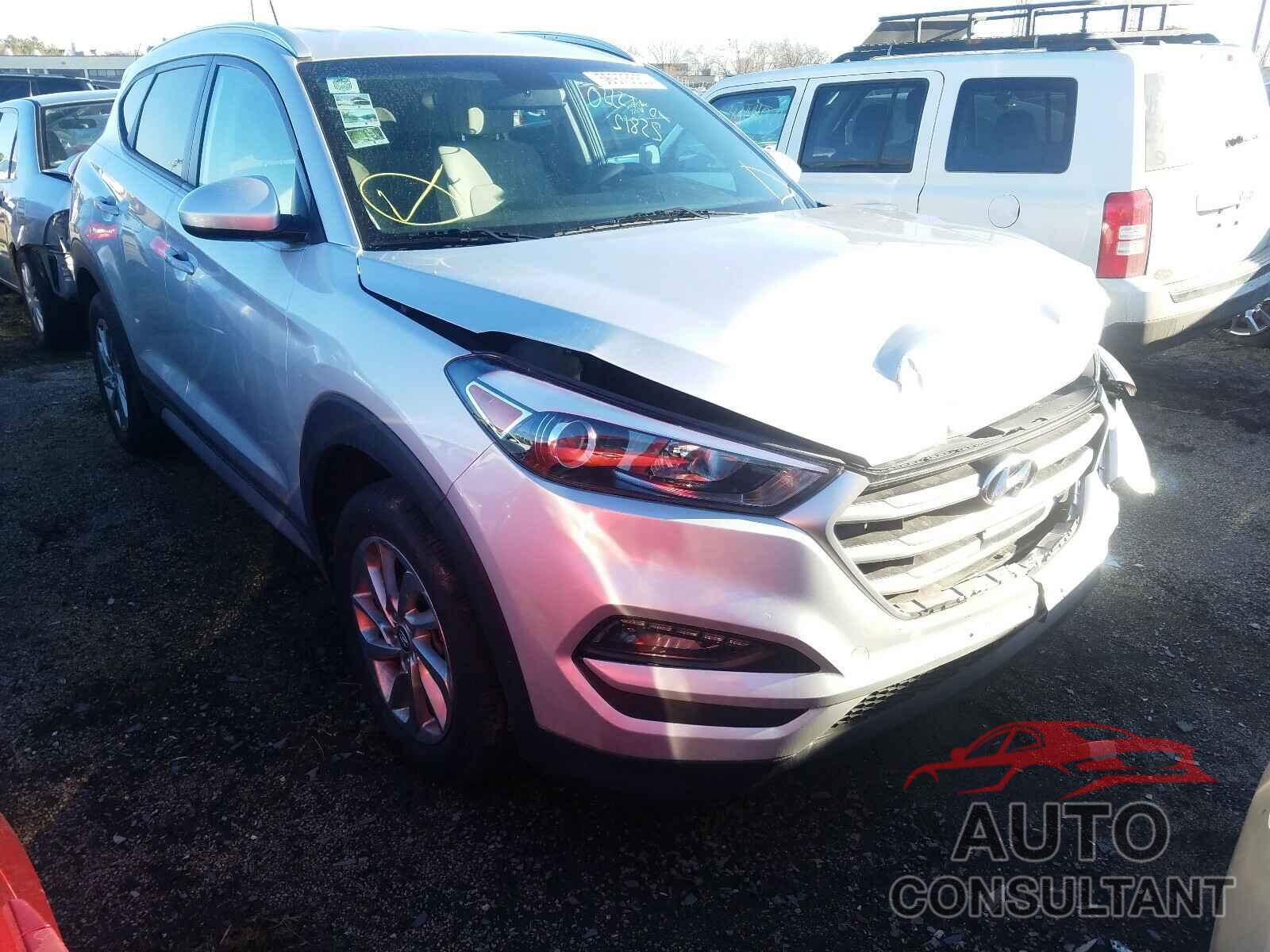 HYUNDAI TUCSON 2017 - KM8J3CA41HU420400