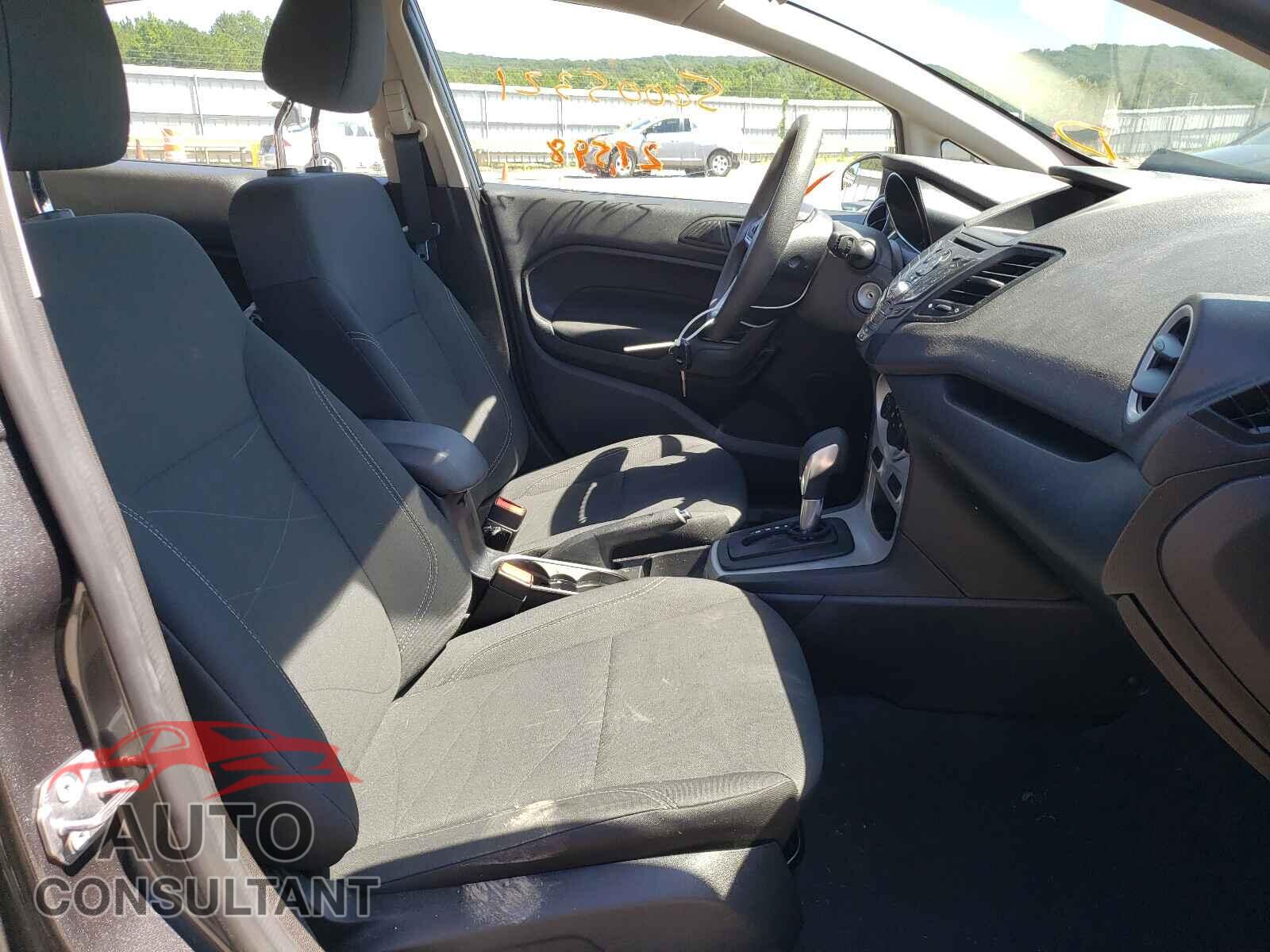 FORD FIESTA 2019 - 3FADP4BJ0KM158564