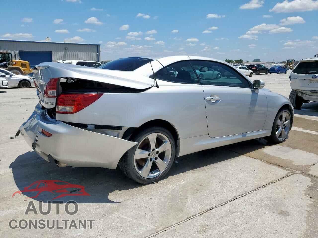 LEXUS IS 2011 - JTHFF2C28B2515951