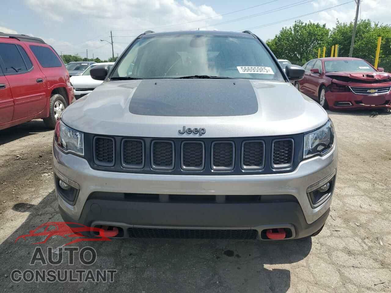 JEEP COMPASS 2019 - 3C4NJDDB3KT739939