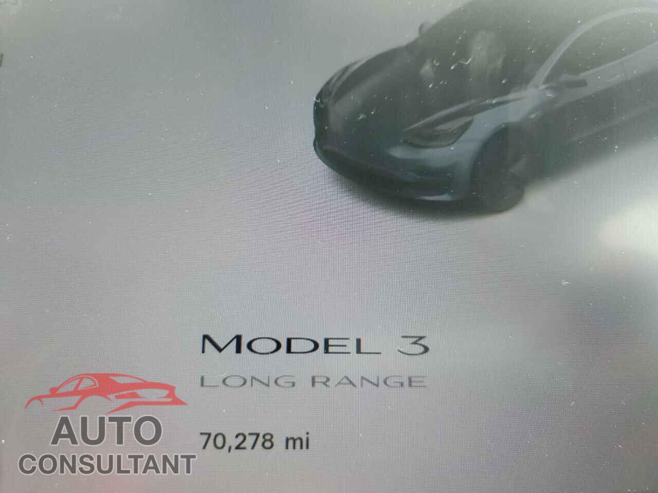 TESLA MODEL 3 2018 - 5YJ3E1EA2JF006827