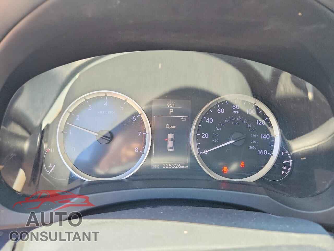 LEXUS IS 2014 - JTHBF1D29E5040255
