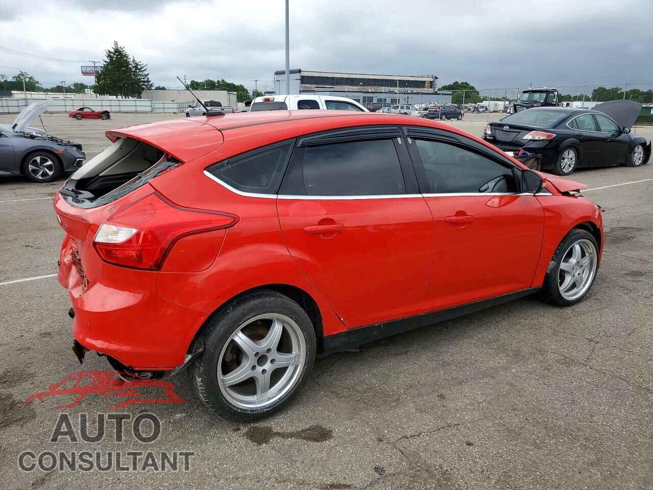 FORD FOCUS 2012 - 1FAHP3M25CL273567