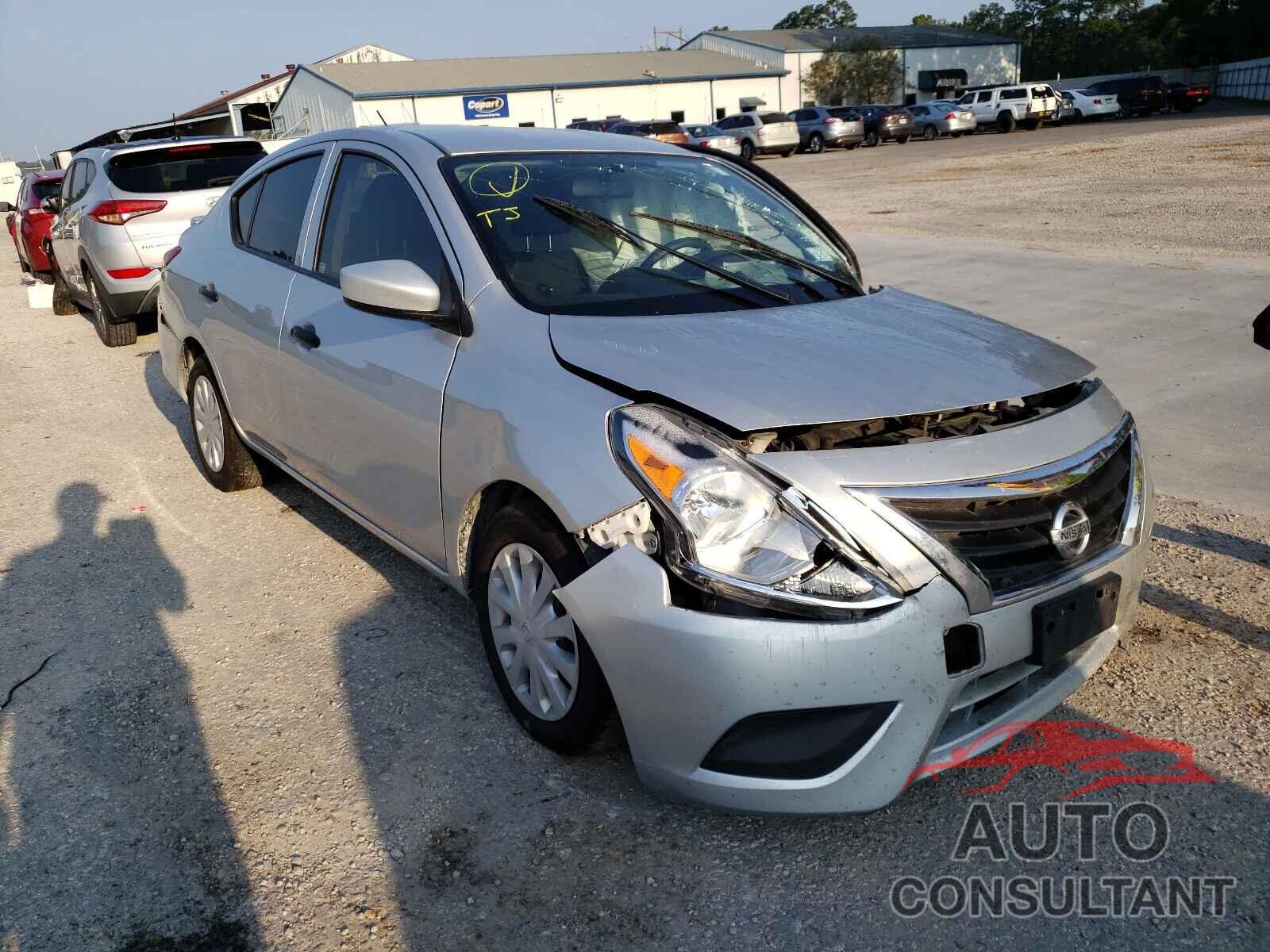 NISSAN VERSA 2019 - 3N1CN7AP7KL815601