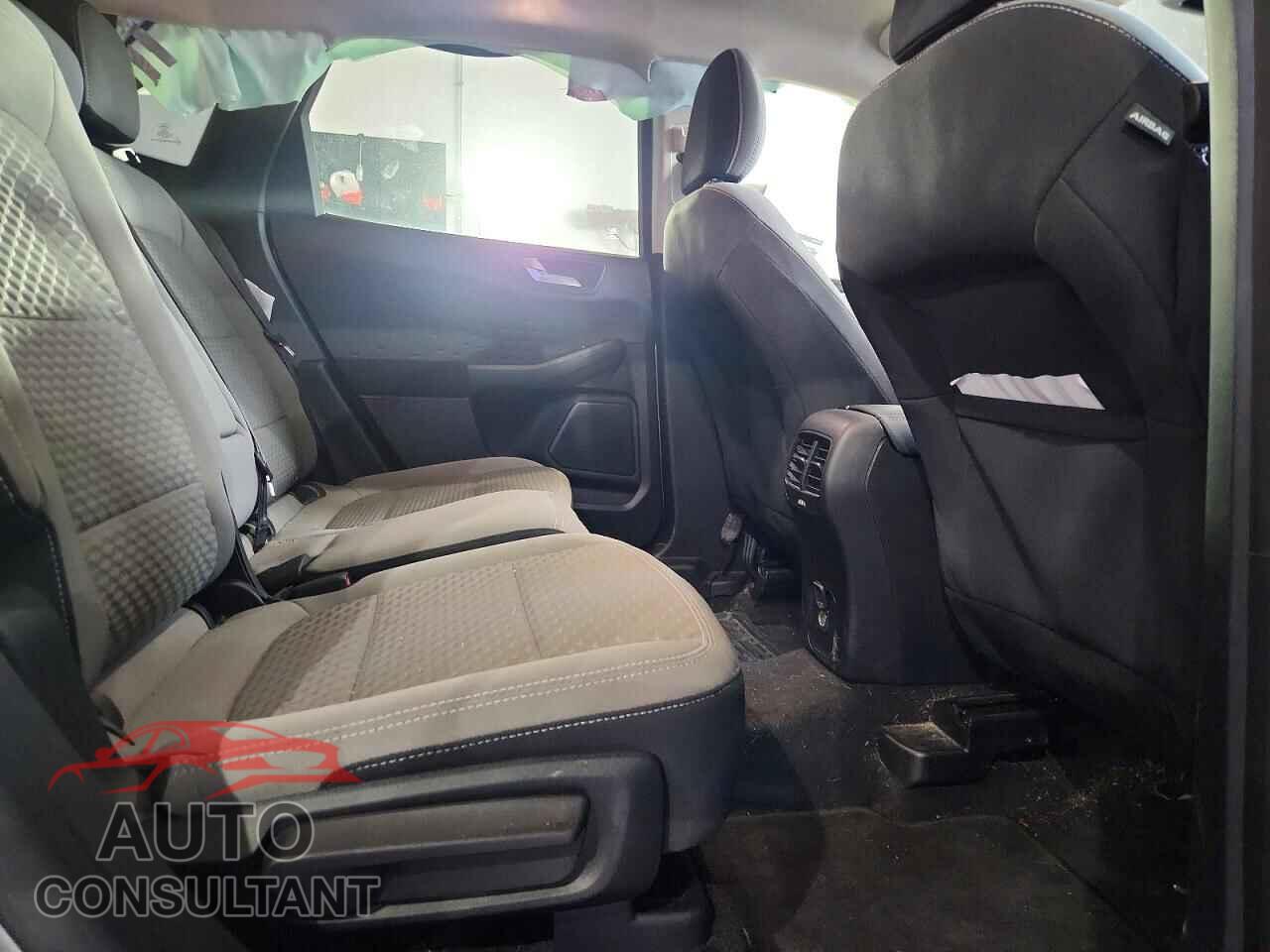 FORD ESCAPE 2020 - 1FMCU9G64LUA97115