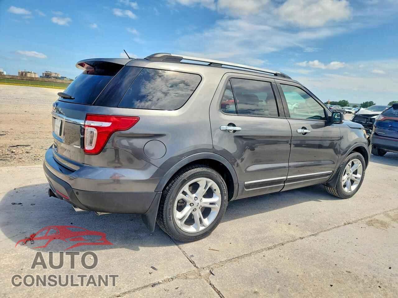FORD EXPLORER 2015 - 1FM5K8F81FGA51241