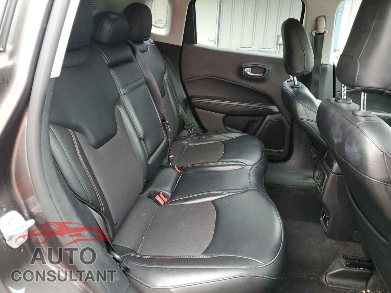 JEEP COMPASS 2019 - 3C4NJDBB3KT593710