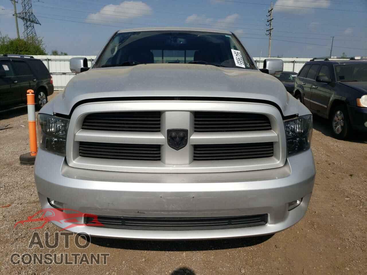 DODGE RAM 1500 2012 - 1C6RD7MT5CS304773