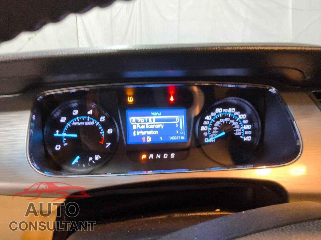 FORD TAURUS 2018 - 1FAHP2E80JG120162