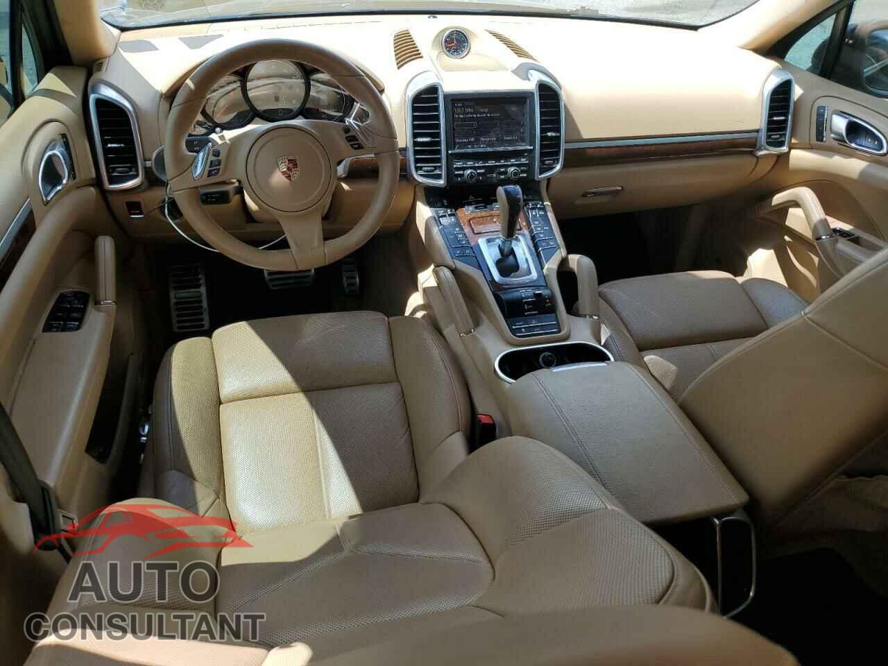 PORSCHE CAYENNE 2013 - WP1AE2A2XDLA15786