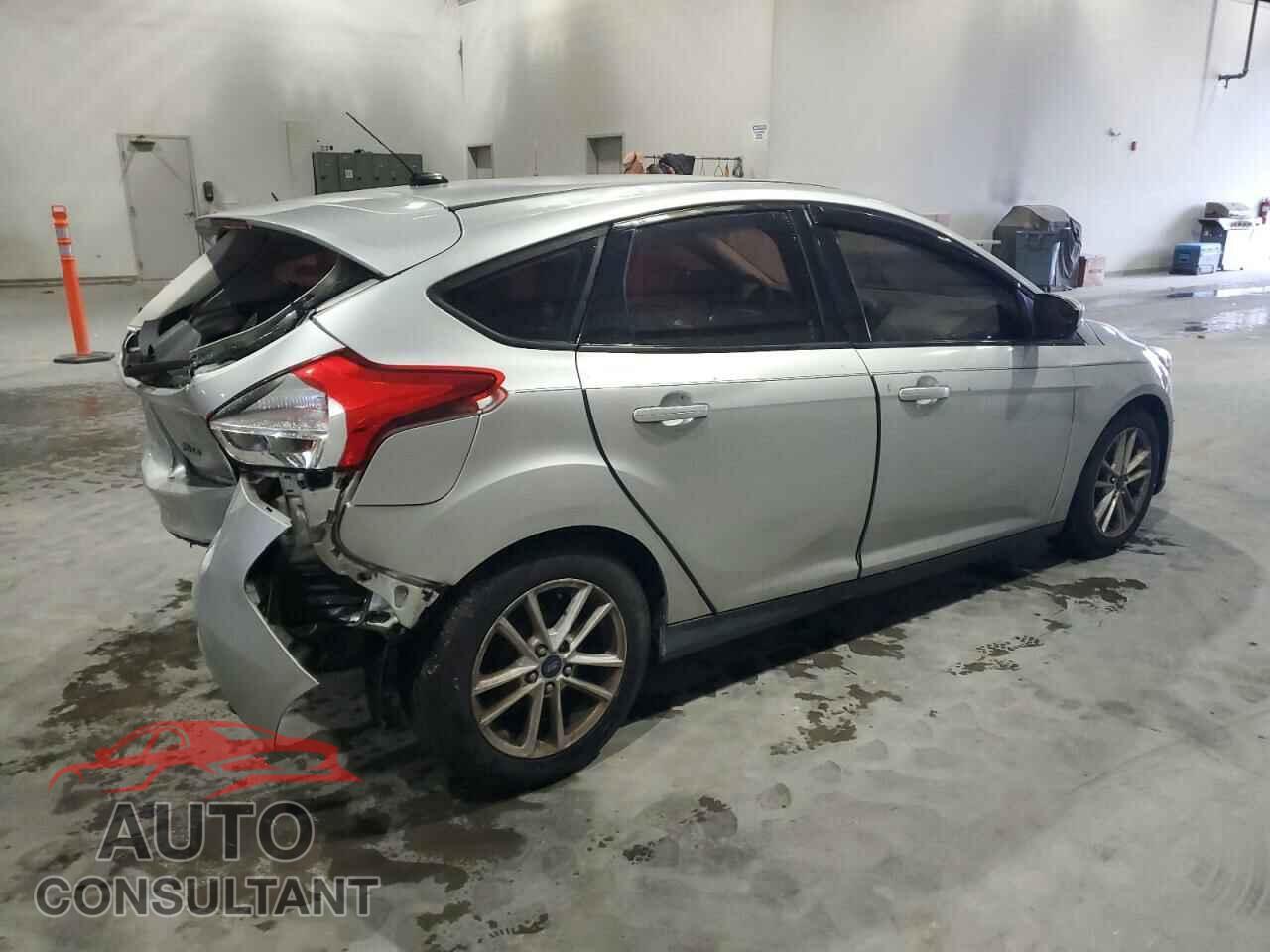 FORD FOCUS 2015 - 1FADP3K29FL223499