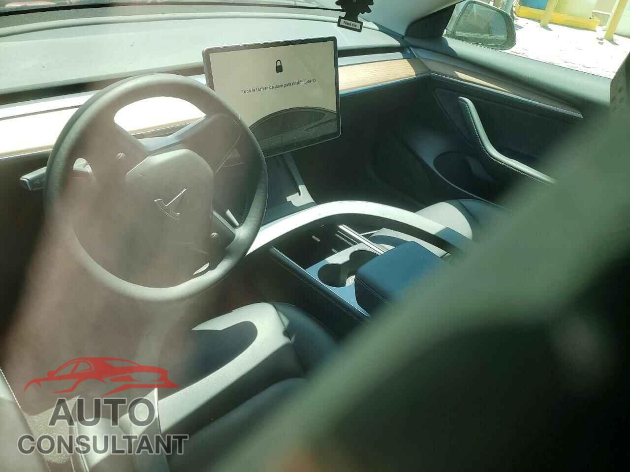 TESLA MODEL 3 2022 - 5YJ3E1EA9NF296702