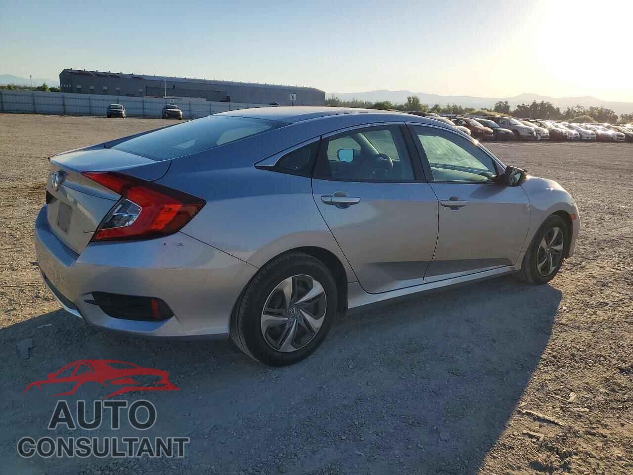 HONDA CIVIC 2019 - 2HGFC2F61KH570470