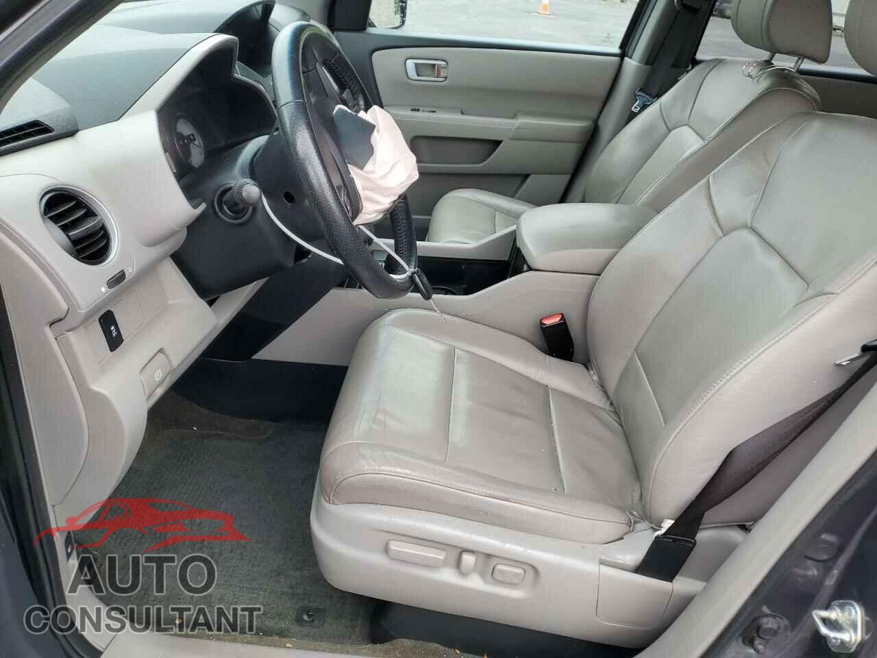 HONDA PILOT 2015 - 5FNYF4H55FB070497