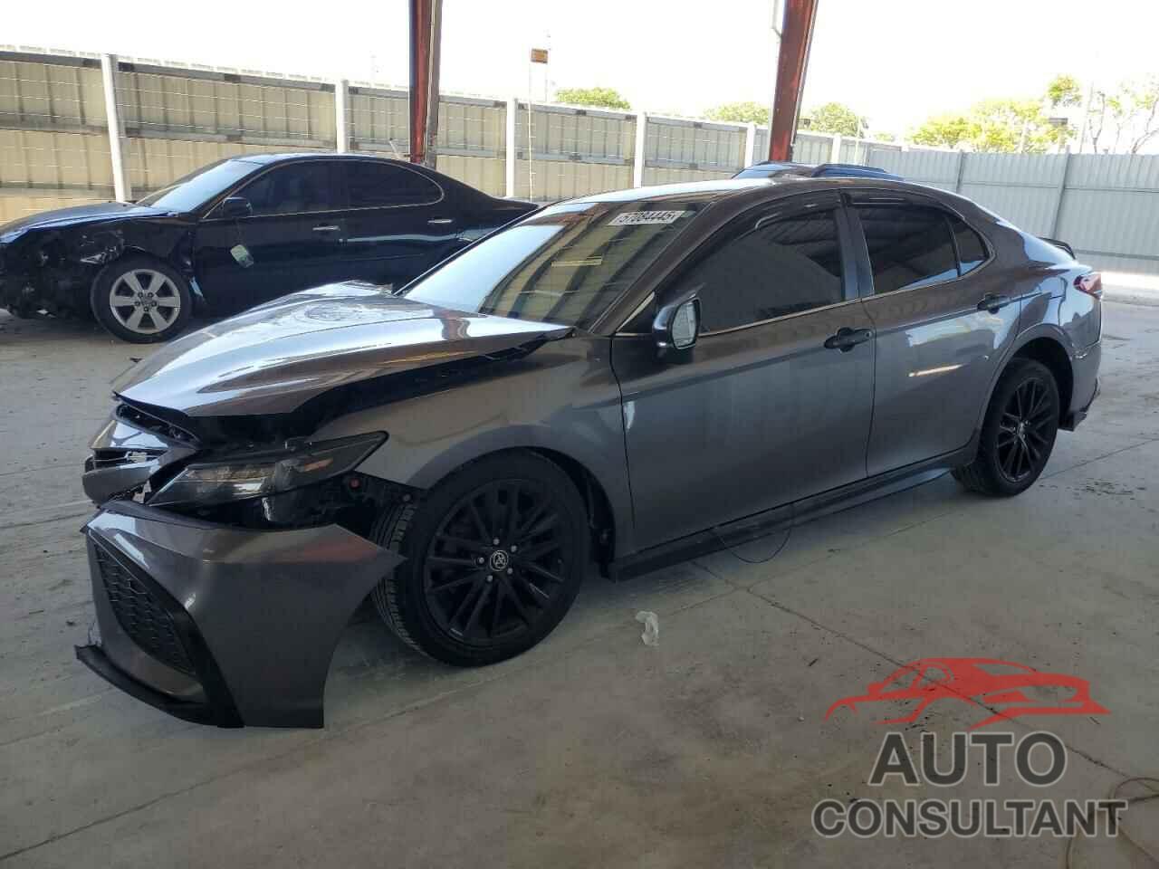 TOYOTA CAMRY 2022 - 4T1T11AK6NU640337