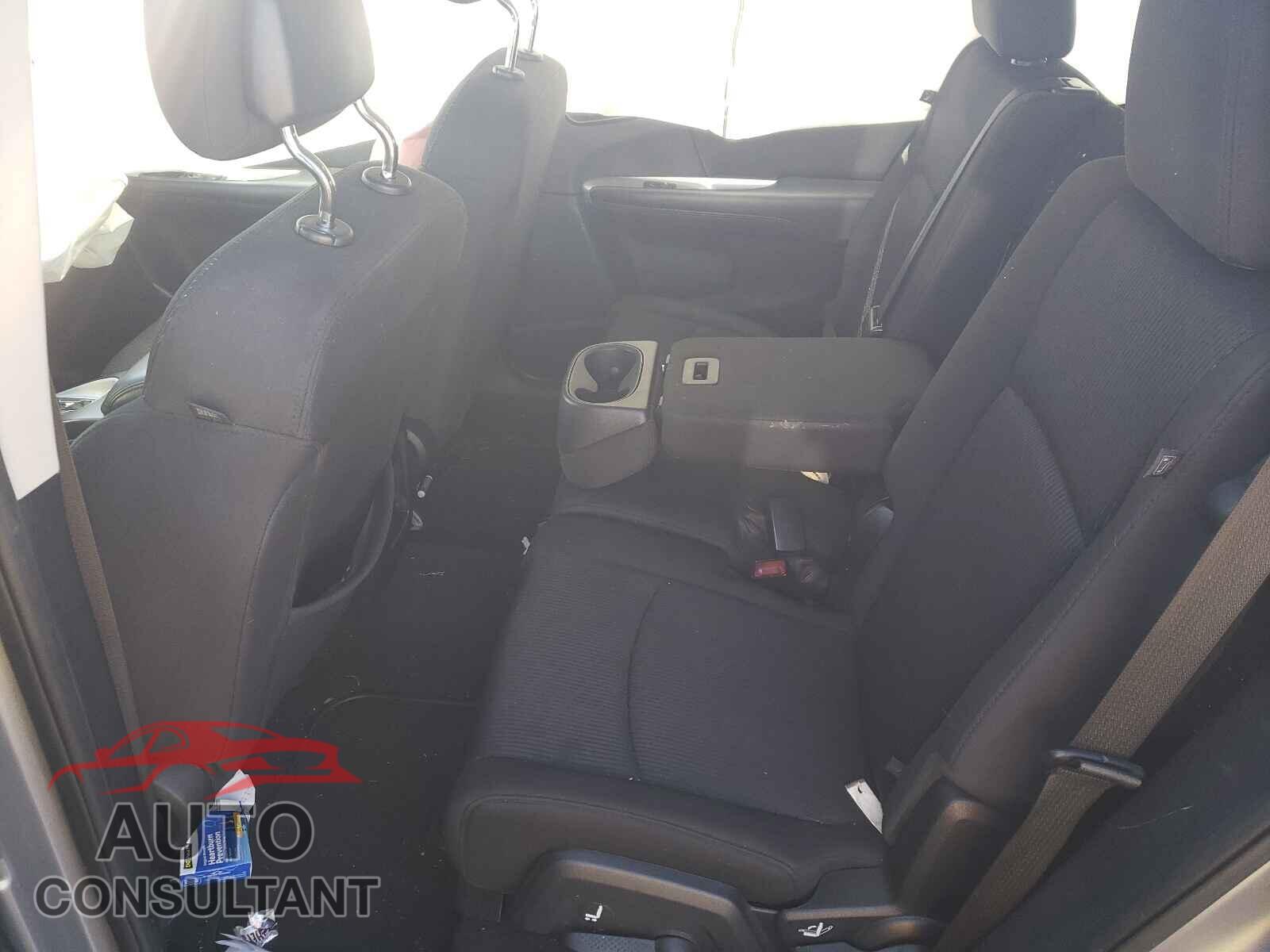 DODGE JOURNEY 2018 - 3C4PDCAB4JT295130